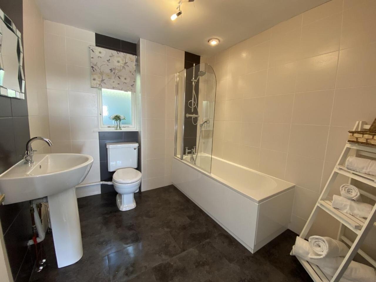 Uplands Inn Cartmel Room photo